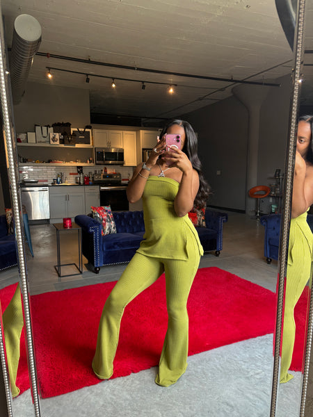 “Pretty Vibes” Ribbed Set