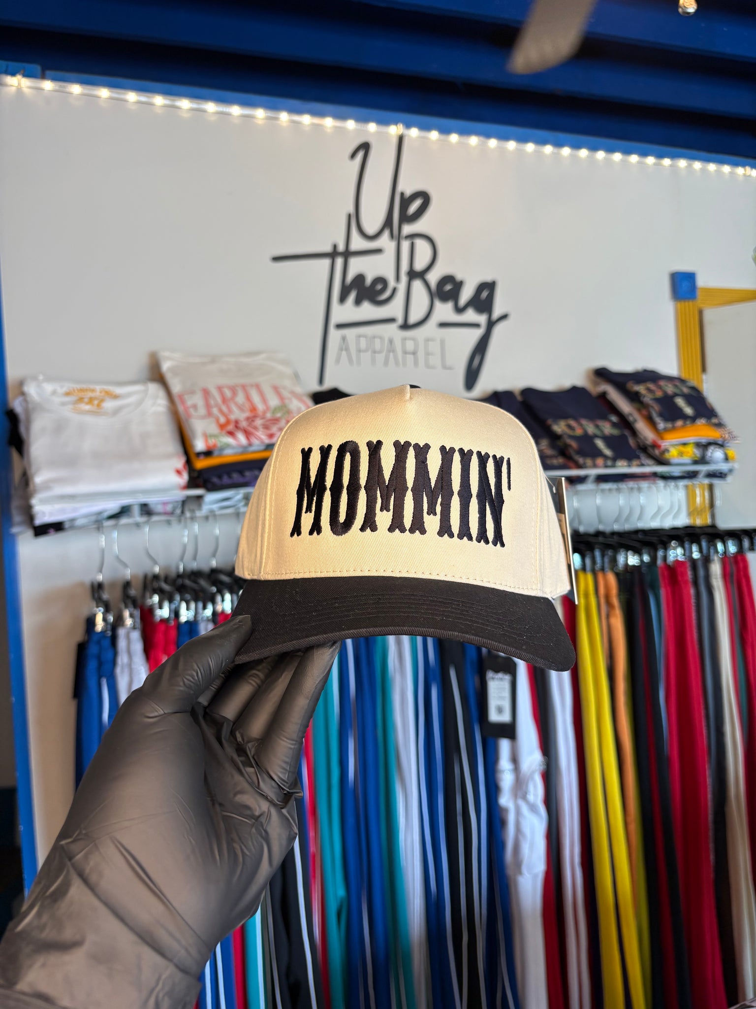 “Mommin’” SnapBack Hat